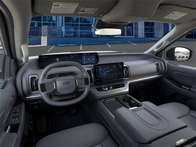 New 2026 Ford Expedition Active image 9