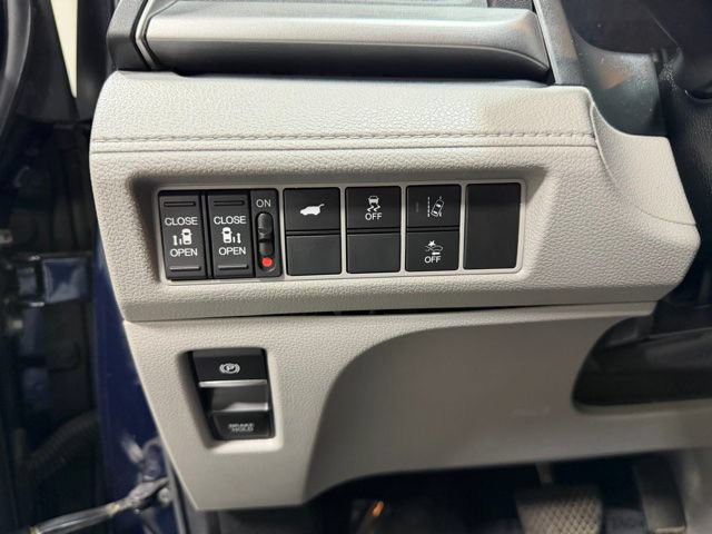 Used 2019 Honda Odyssey EX-L image 18
