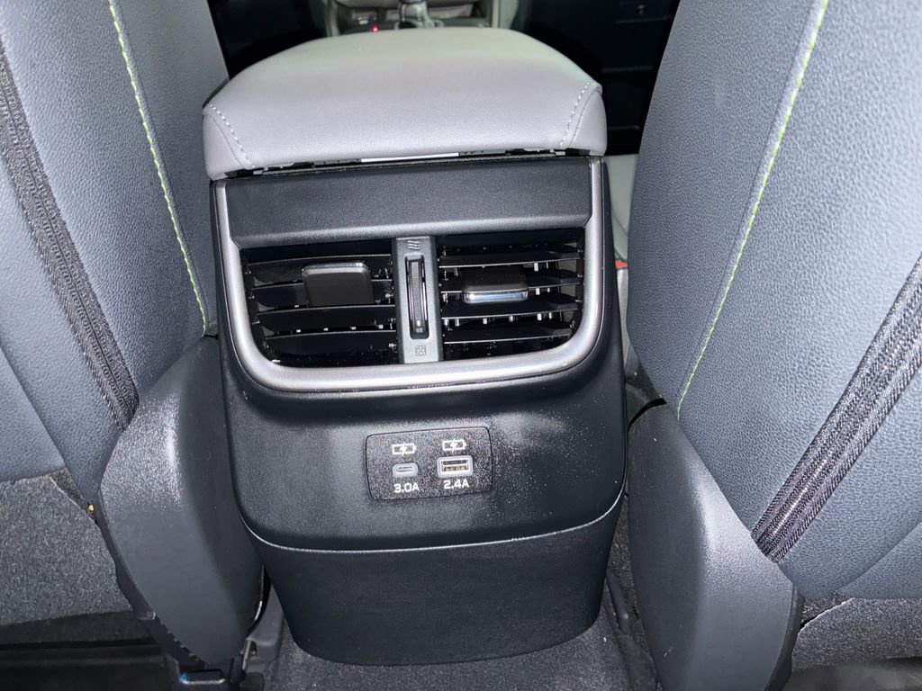 Certified 2025 Subaru Outback Onyx Edition w/ Tech Package 2 AWD/4WD image 29