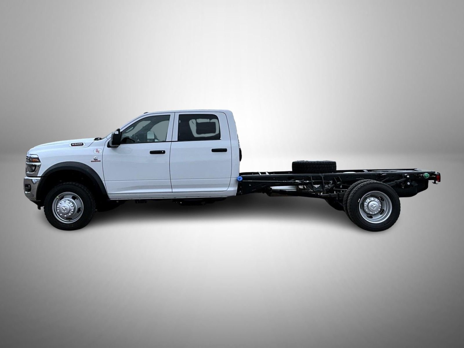 New 2026 RAM 5500 Tradesman w/ Chrome Appearance Group image 8