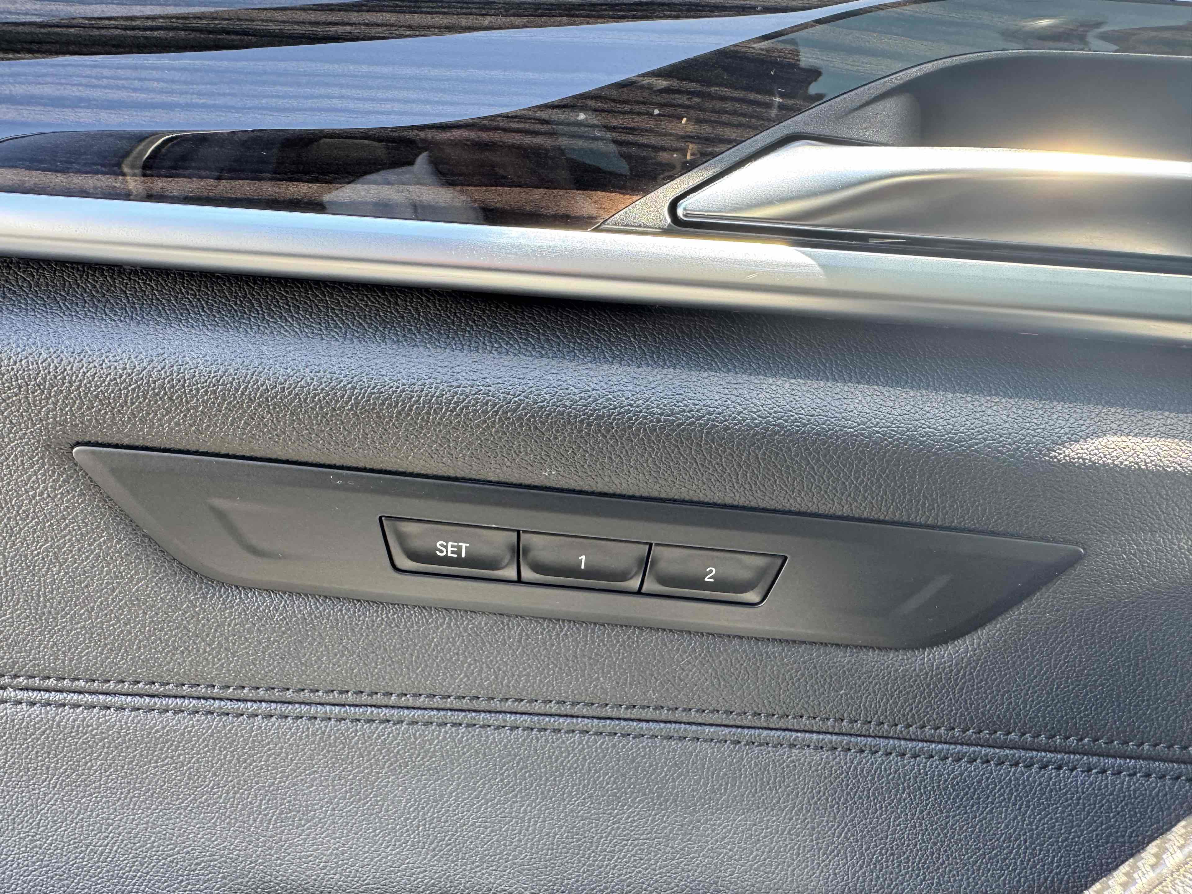 Used 2018 BMW 540i image 37