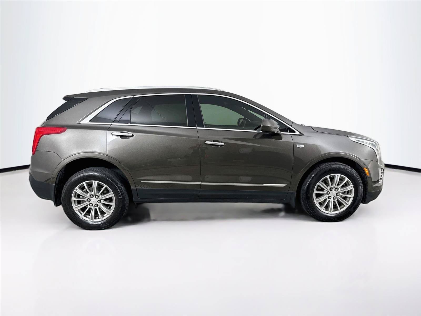 Used 2019 Cadillac XT5 Luxury FWD image 6