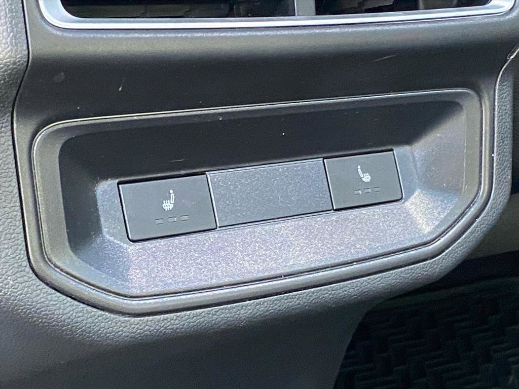 Certified 2025 Volkswagen Atlas Cross Sport SEL Premium R-Line image 22