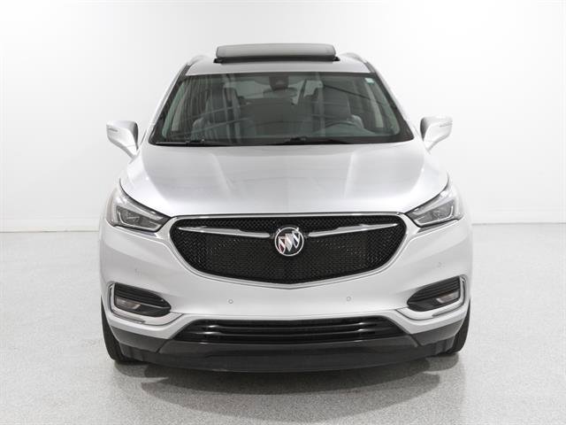Used 2021 Buick Enclave Premium w/ Sun and Sites Package image 2