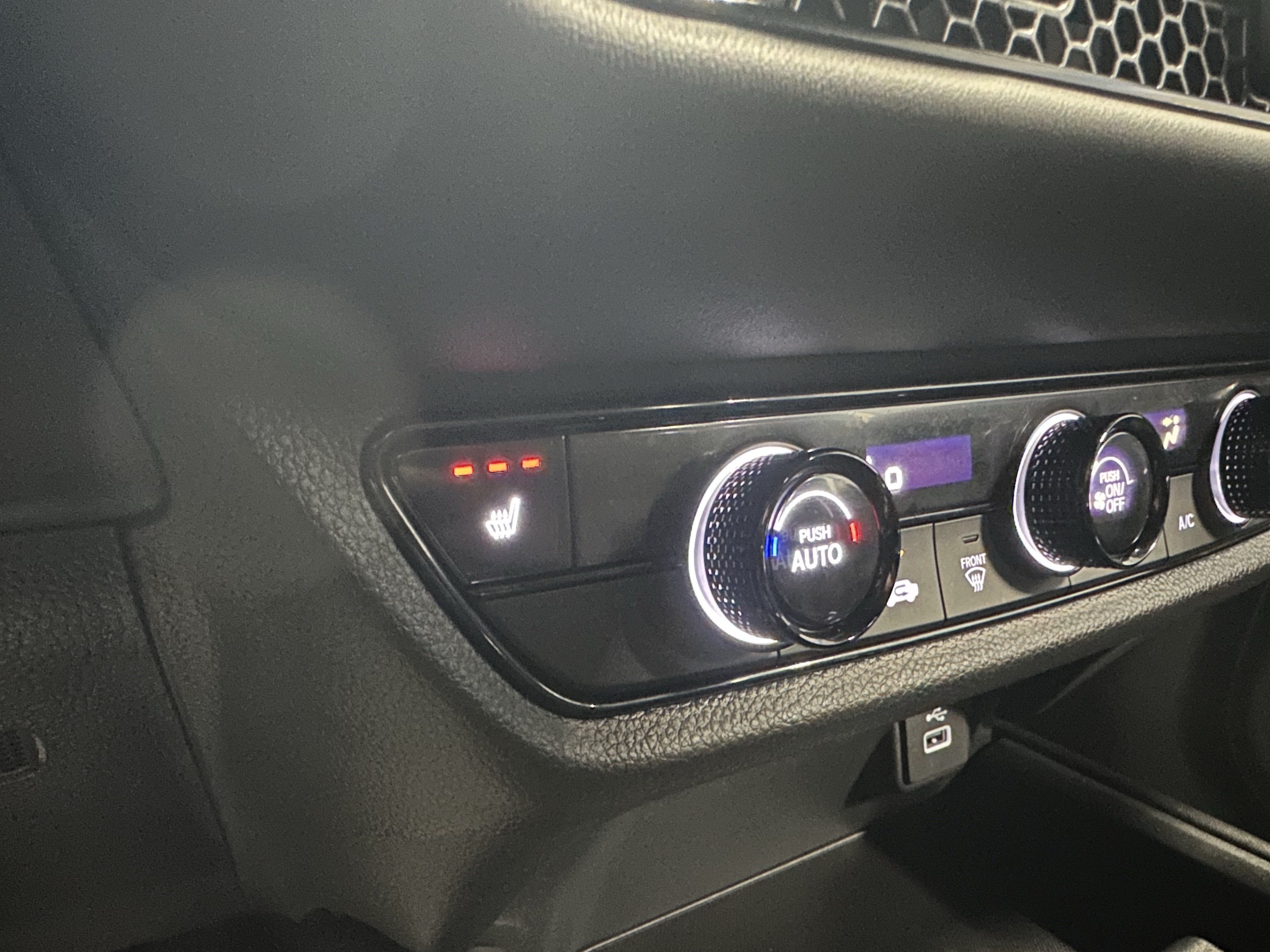 Used 2025 Honda HR-V Sport image 19
