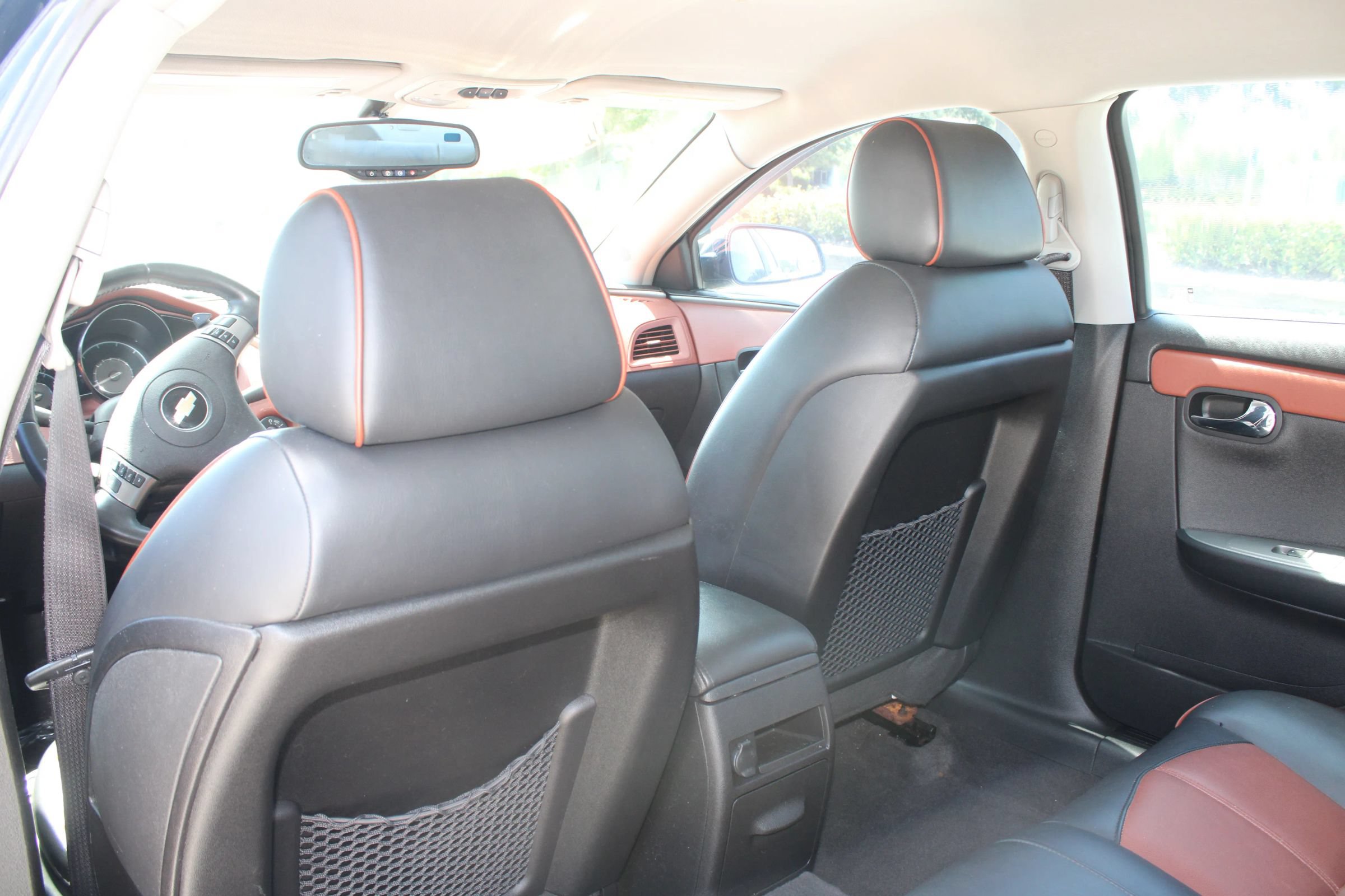 Used 2008 Chevrolet Malibu LTZ FWD image 12