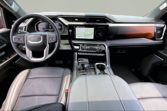 Used 2023 GMC Sierra 1500 Denali w/ Denali Reserve Package AWD/4WD image 7