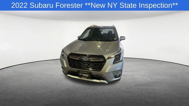 Used 2022 Subaru Forester Touring image 3