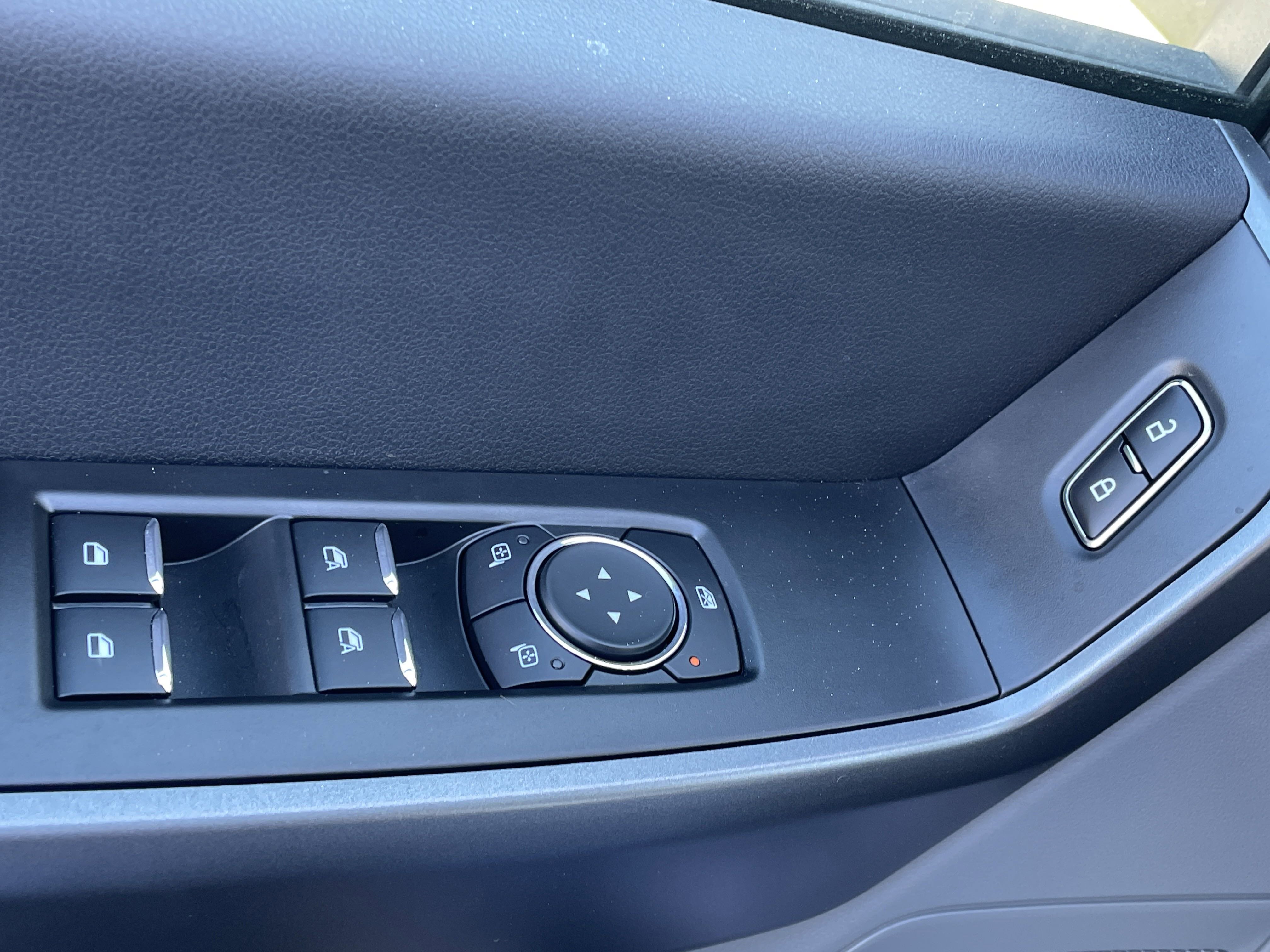 New 2025 Ford F250 XLT image 12