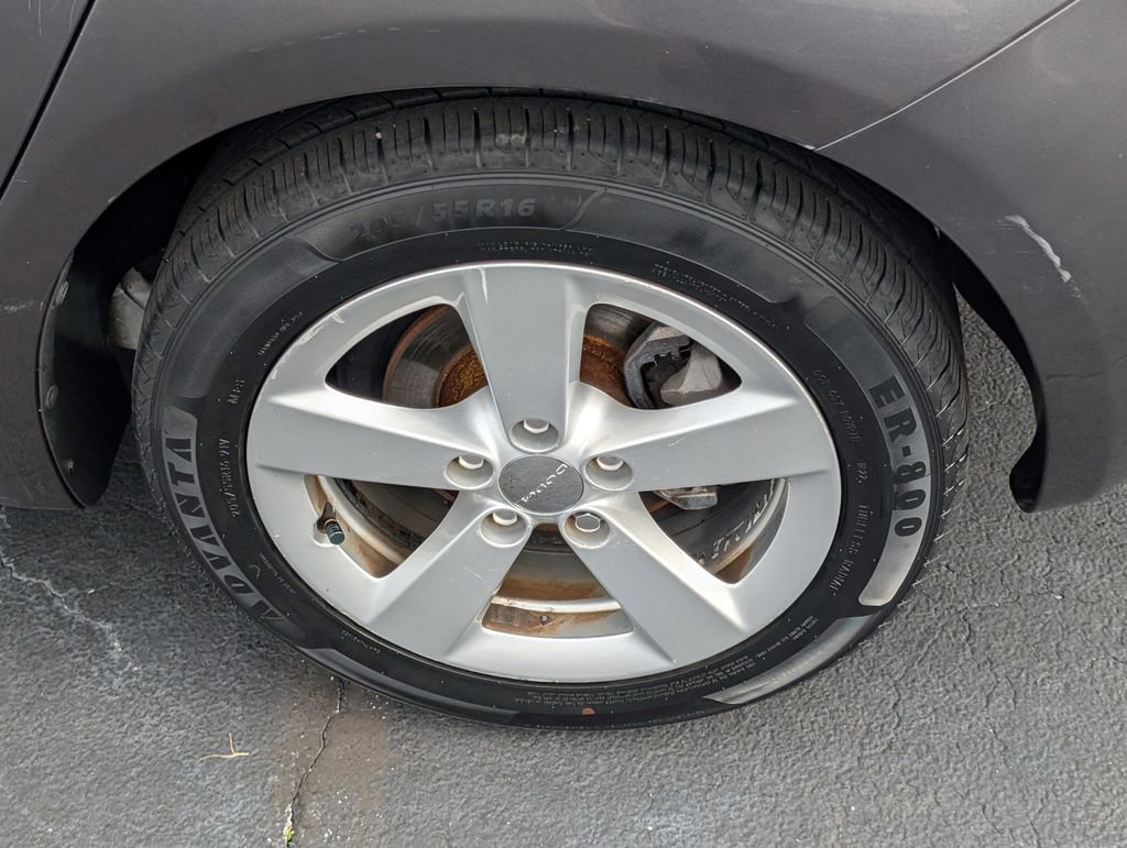 Used 2016 Dodge Dart SXT image 22