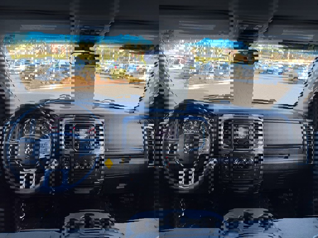 Used 2022 RAM 1500 Classic SLT image 16