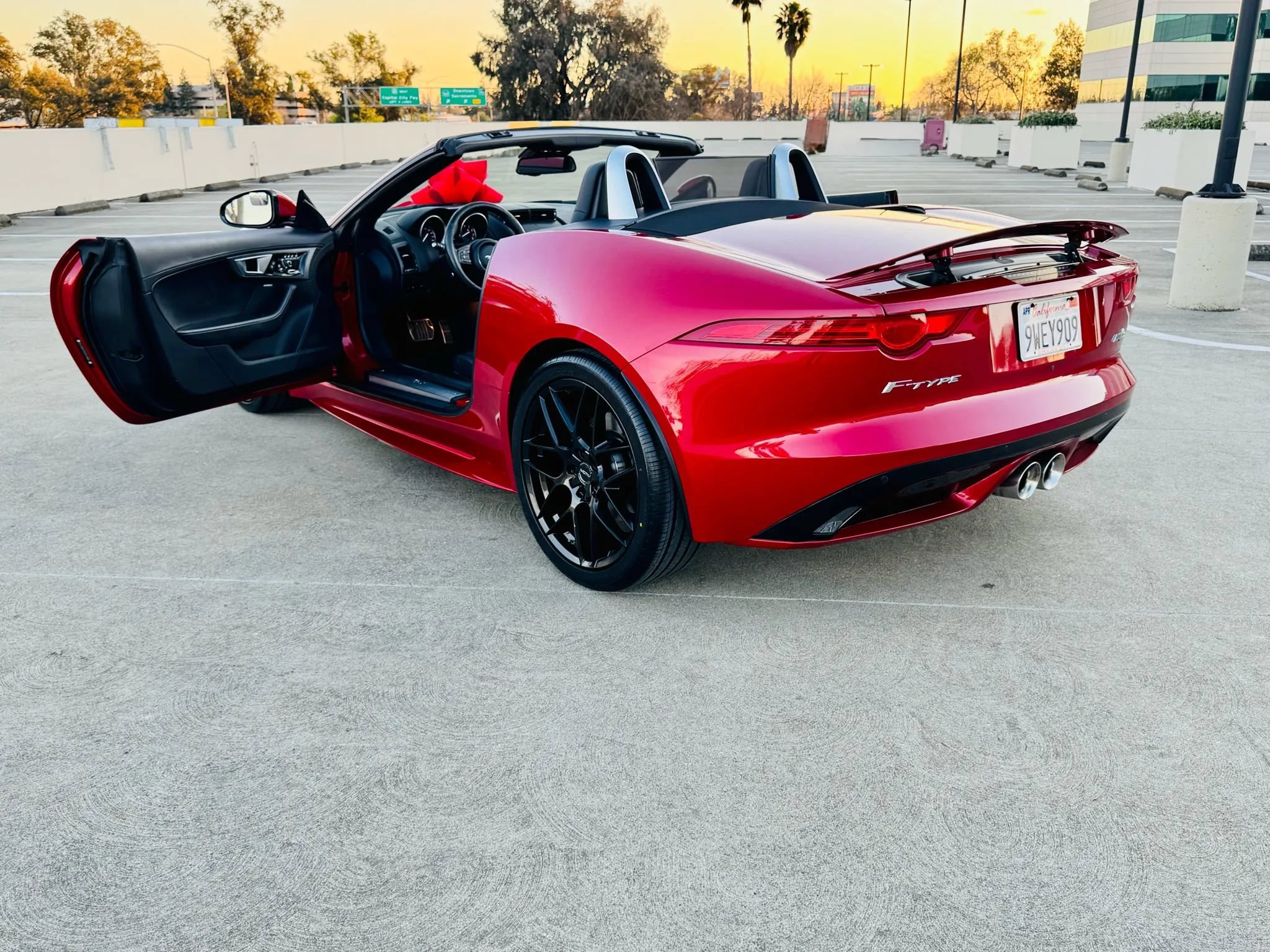 Used 2017 Jaguar F-TYPE S AWD/4WD image 53