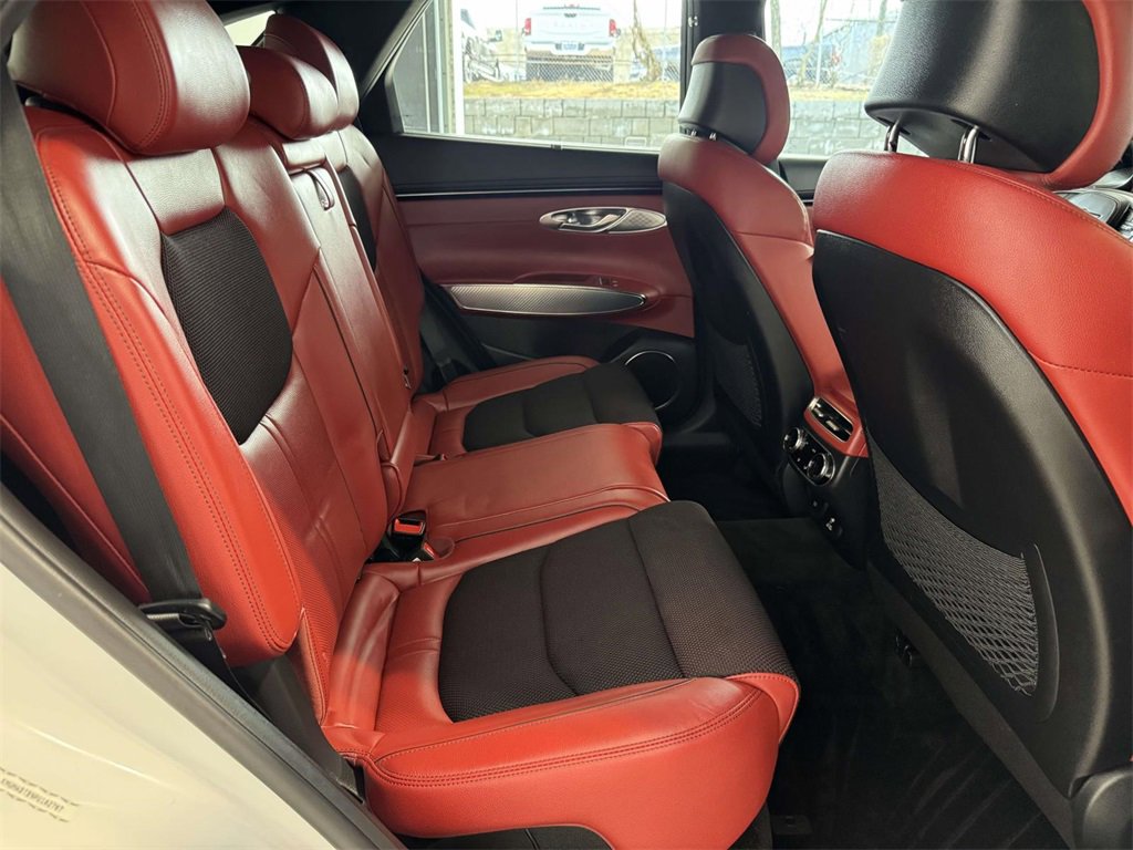 Used 2023 Genesis GV70 2.5T w/ Sport Prestige Package image 13