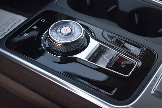New 2026 Kia Carnival EX FWD image 25