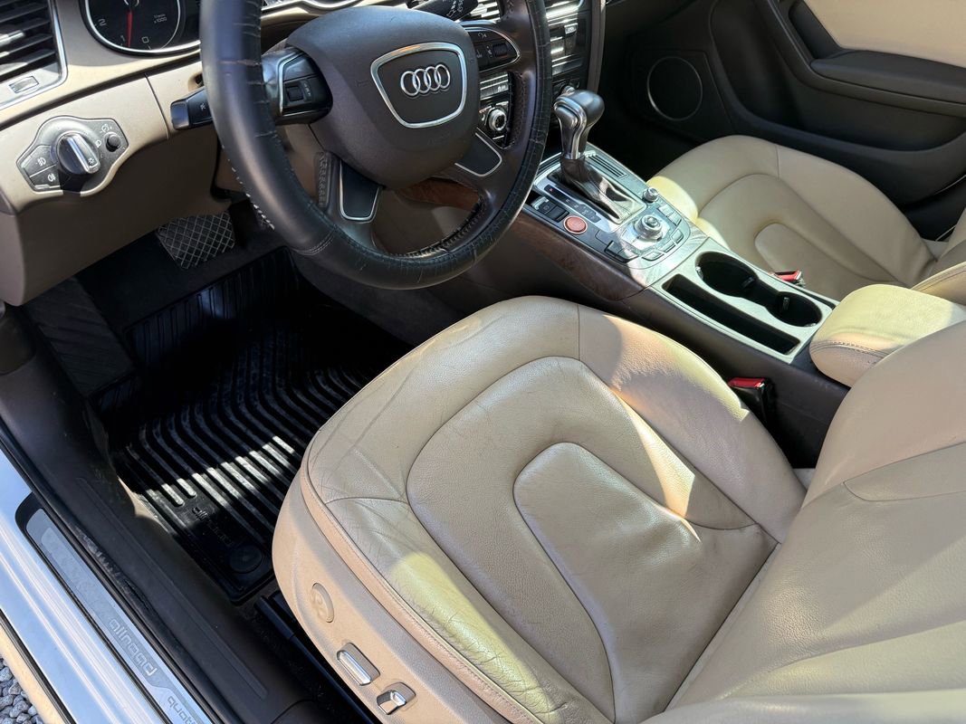 Used 2013 Audi A4 Prestige w/ Prestige Pkg AWD/4WD image 32