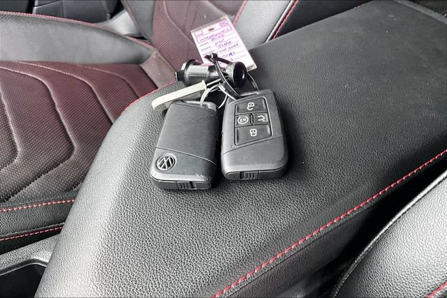 Used 2022 Volkswagen Jetta GLI Autobahn FWD image 4