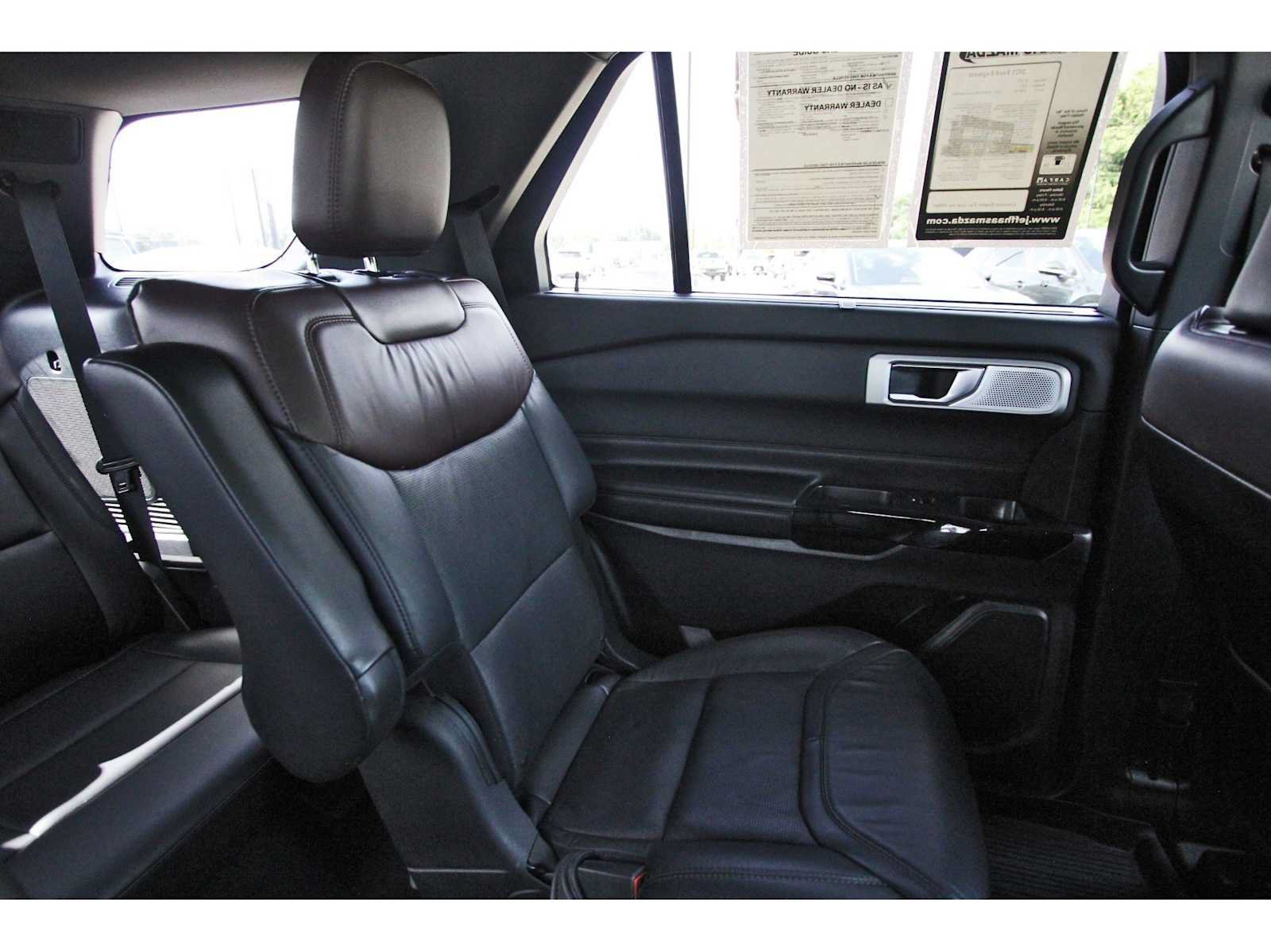 Used 2021 Ford Explorer Platinum w/ Equipment Group 601A AWD/4WD image 10