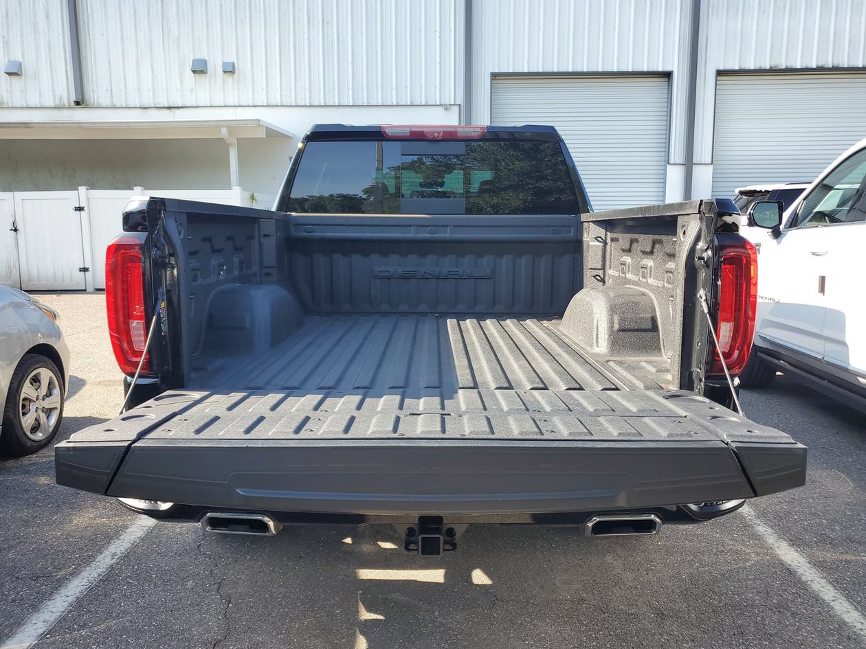 Used 2023 GMC Sierra 1500 Denali w/ Denali Reserve Package AWD/4WD image 9