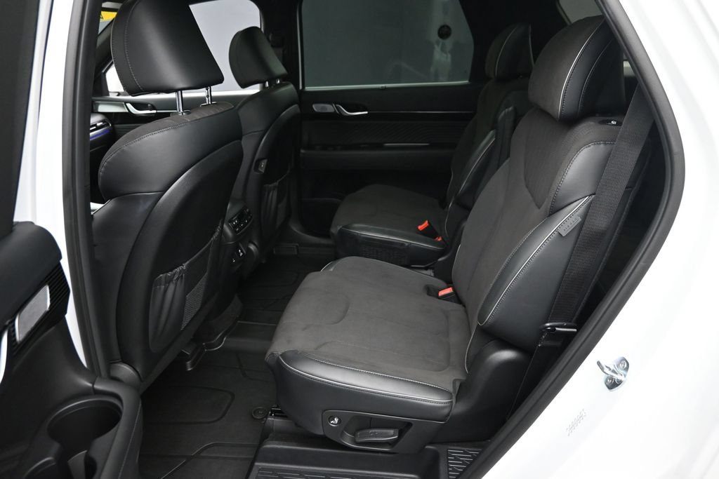 Certified 2025 Hyundai Palisade Calligraphy AWD/4WD image 12