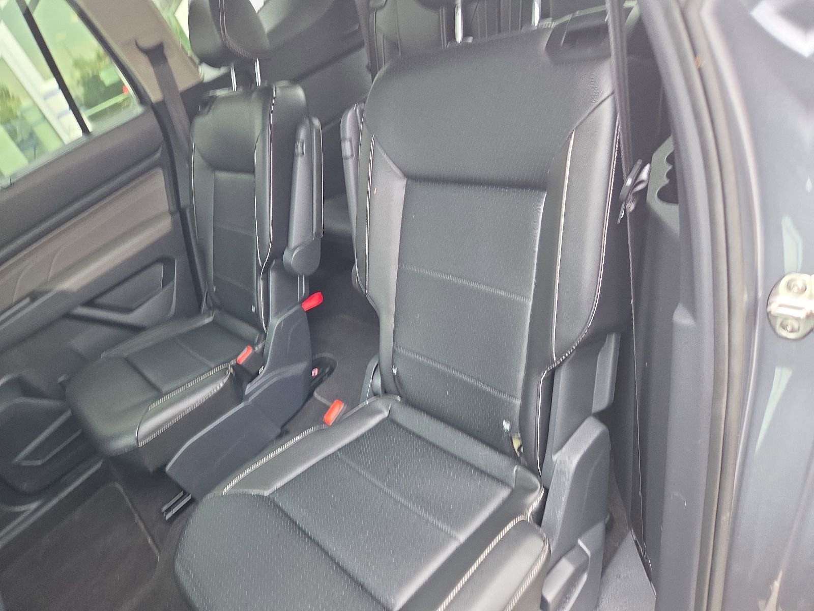 Used 2022 Volkswagen Atlas SE w/ Panoramic Sunroof Package AWD/4WD image 25
