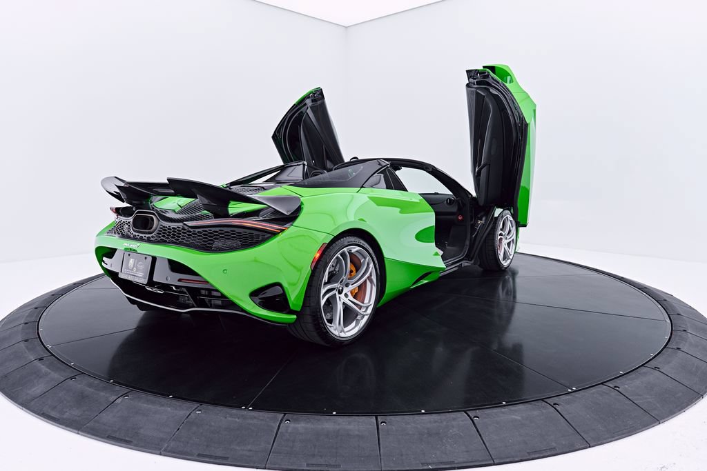Used 2025 McLaren 750S Spider RWD image 36