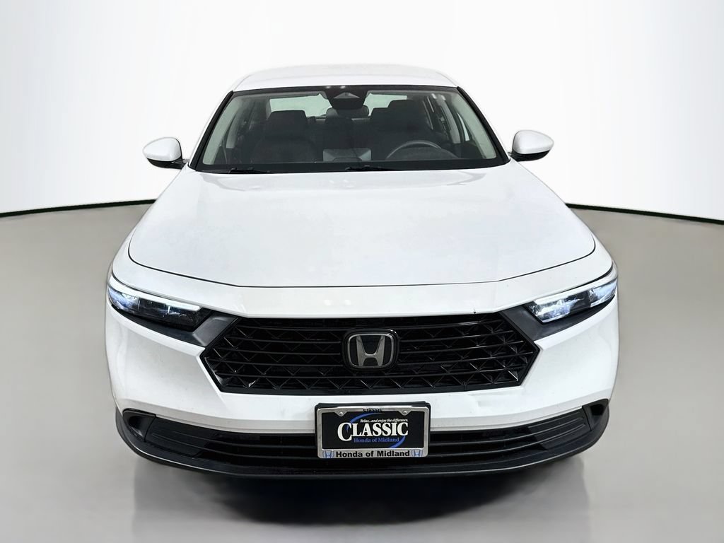 Used 2023 Honda Accord LX image 2