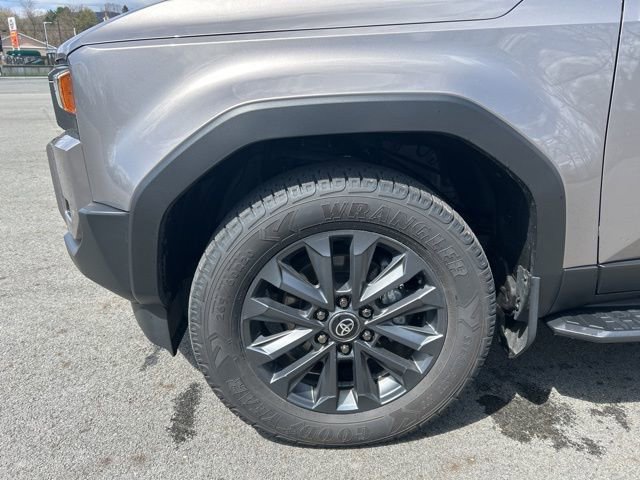 Used 2024 Toyota Land Cruiser w/ Premium Package image 10
