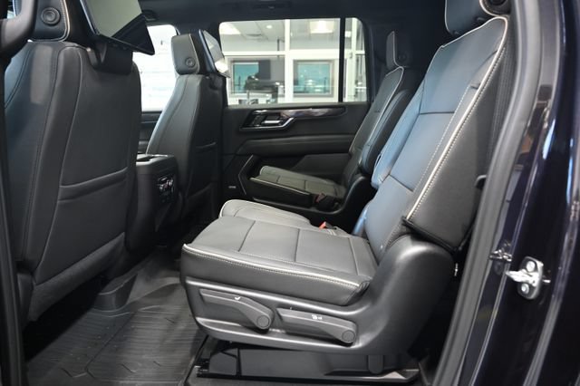 New 2026 GMC Yukon XL Elevation w/ Elevation Premium Package AWD/4WD image 11
