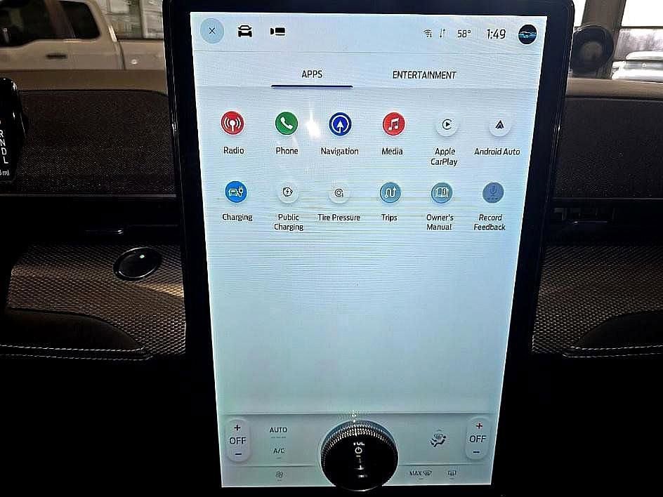 Used 2022 Ford Mustang Mach-E Select image 19