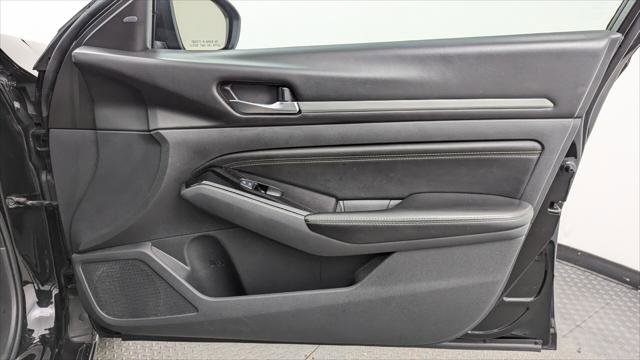 Used 2021 Nissan Altima 2.5 SV image 22