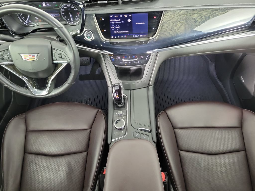 Certified 2024 Cadillac XT6 Premium Luxury w/ LPO, Floor Liner Package AWD/4WD image 17