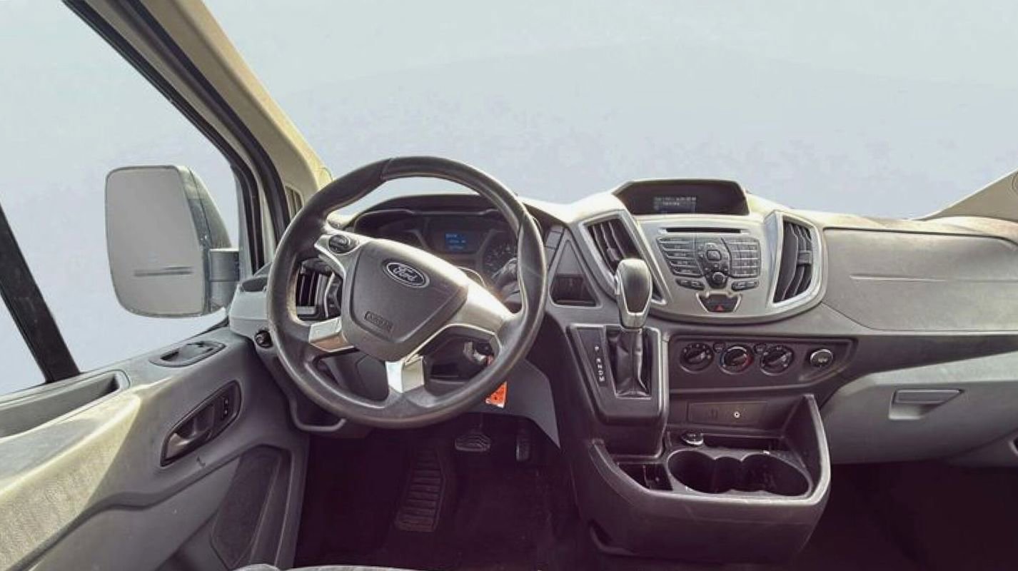 Used 2015 Ford Transit 350 XLT image 10