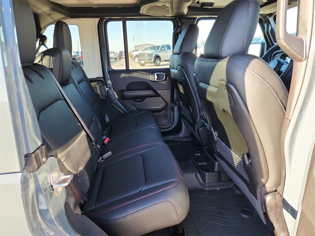 New 2026 Jeep Wrangler Unlimited Rubicon image 15