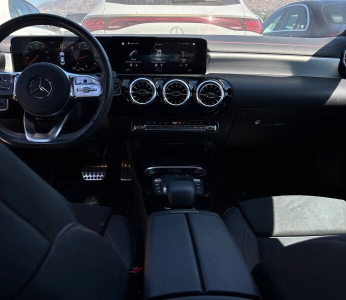 Used 2023 Mercedes-Benz CLA 250 image 9