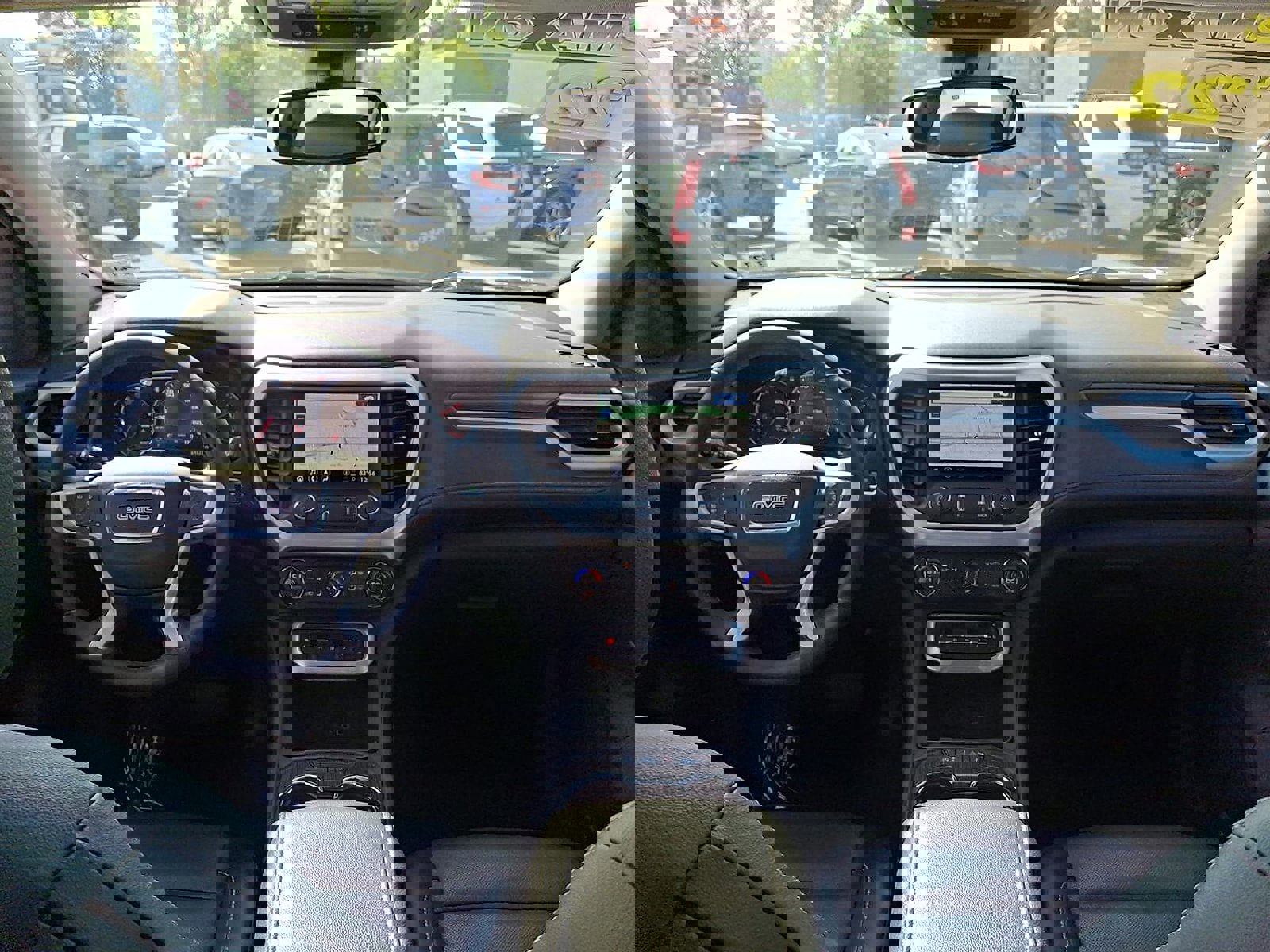 Certified 2023 GMC Acadia SLT w/ Technology Package image 21