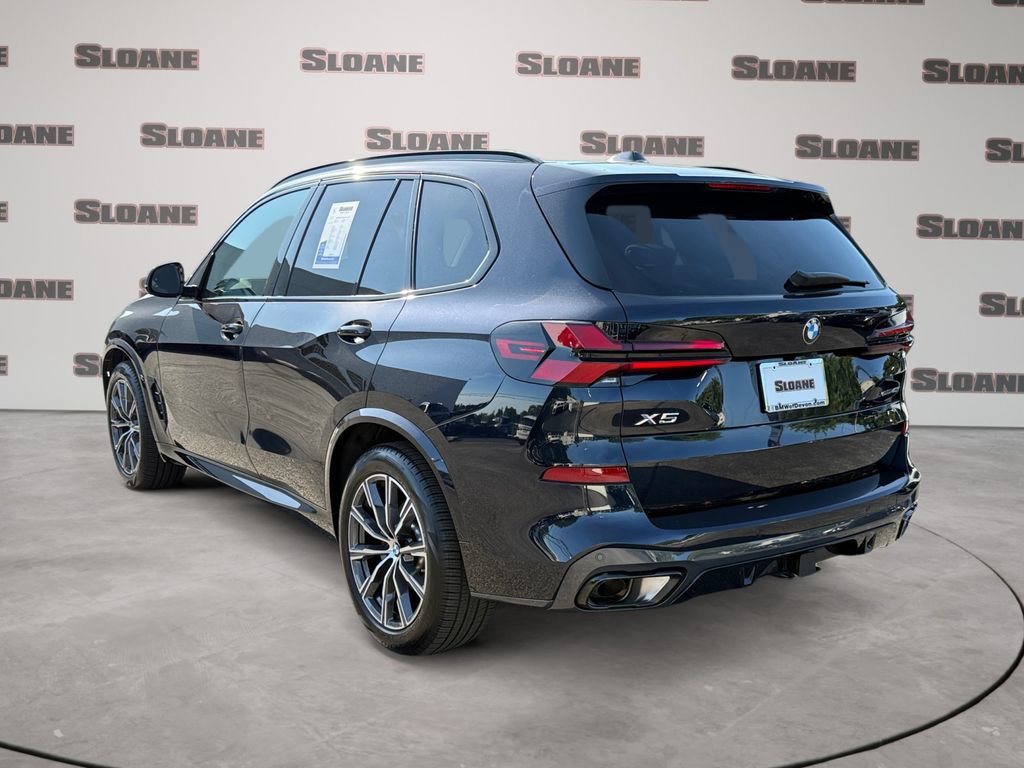 Certified 2025 BMW X5 xDrive40i w/ M Sport Package AWD/4WD image 3