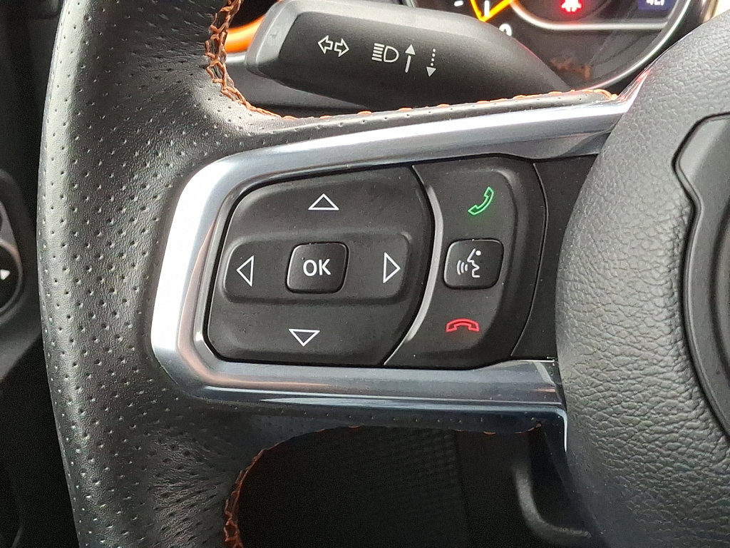 Used 2023 Jeep Gladiator Mojave w/ Cold Weather Group image 26