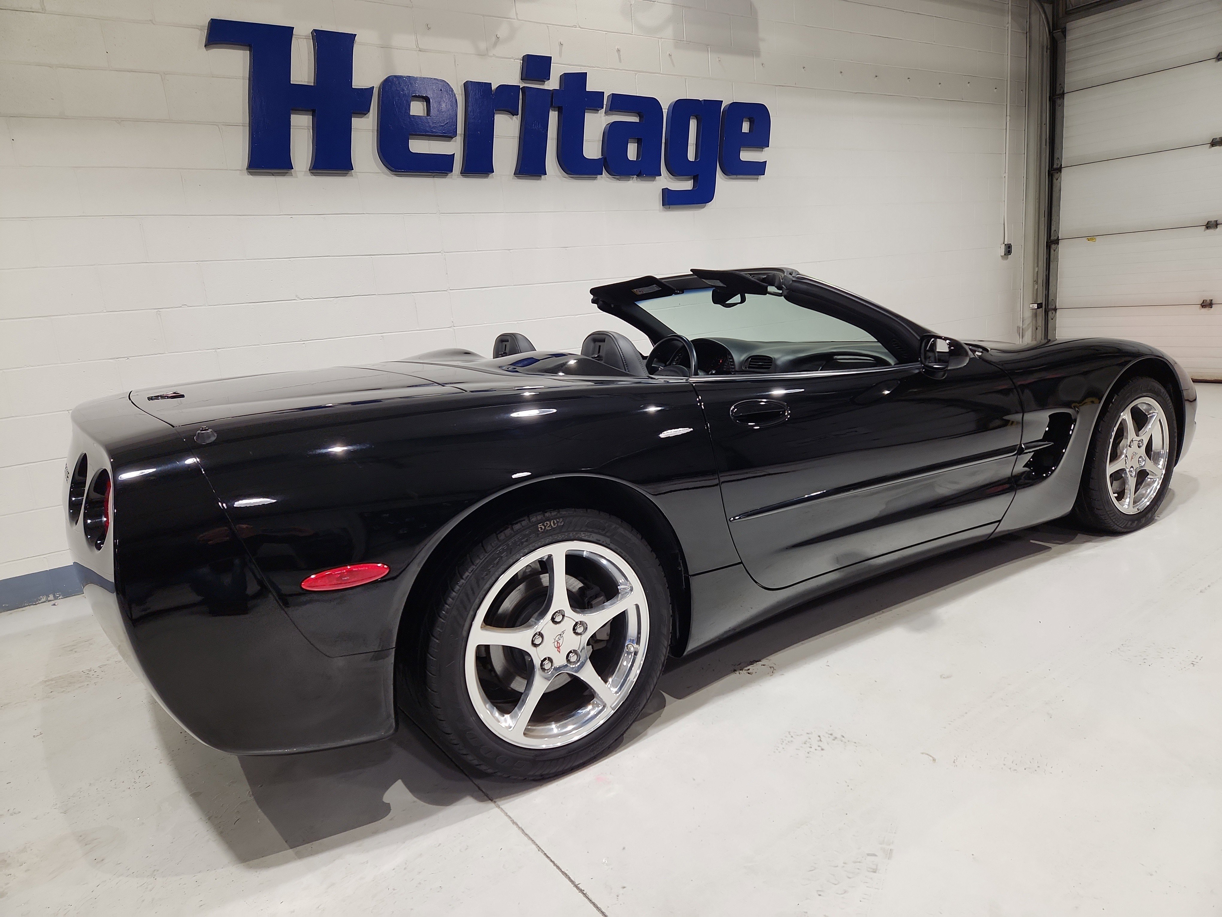 Used 2002 Chevrolet Corvette w/ Preferred Equipment Group2 image 28