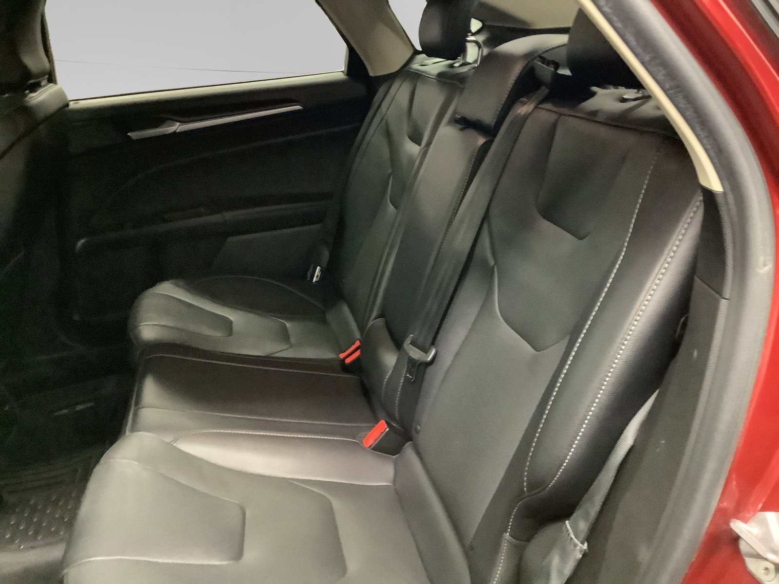 Used 2019 Ford Fusion Titanium image 13