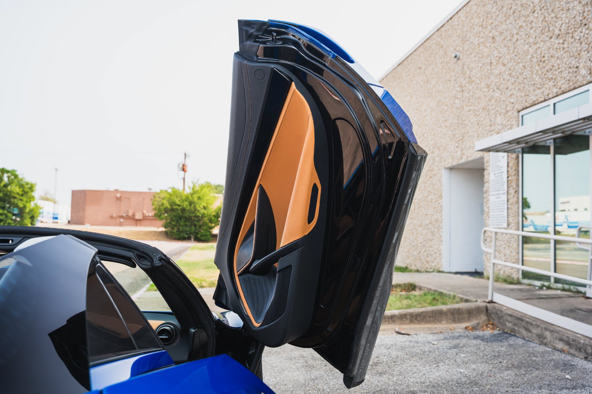 Used 2022 McLaren 765LT RWD image 57