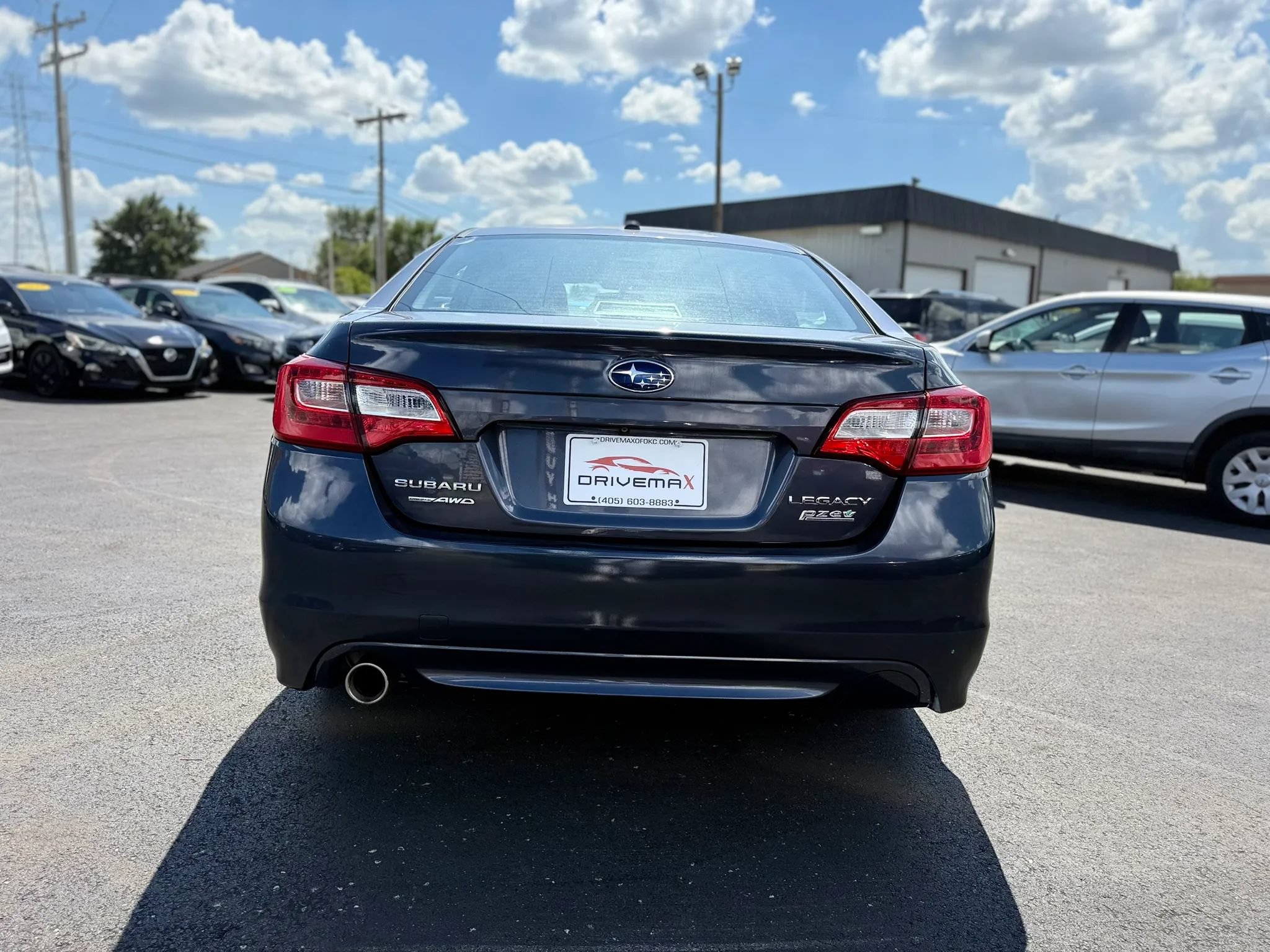 Used 2015 Subaru Legacy 2.5i Premium w/ Moonroof Package AWD/4WD image 5