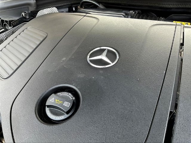 Certified 2023 Mercedes-Benz GLC 300 4MATIC image 33