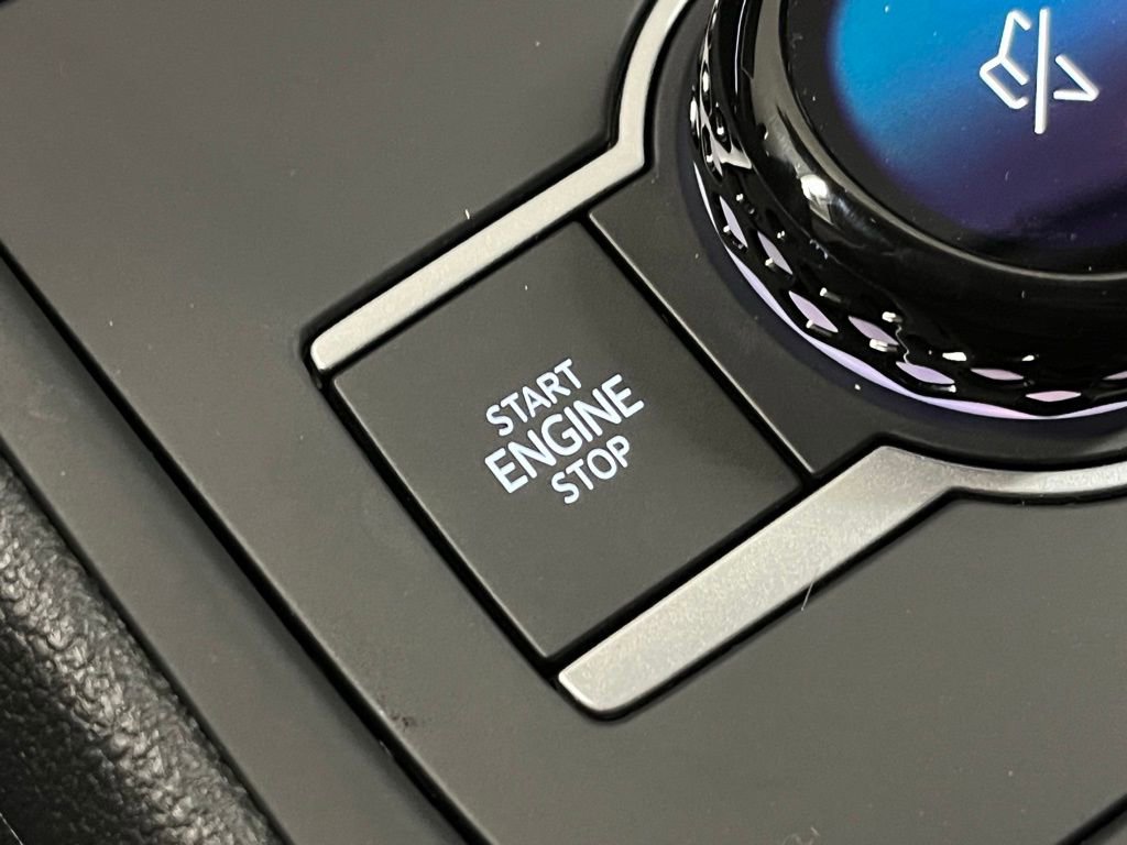 New 2026 Volkswagen Tiguan SE image 18