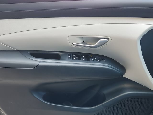 Used 2025 Hyundai Tucson SEL FWD image 20