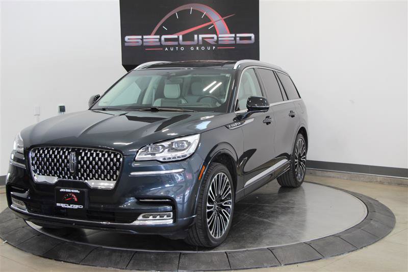 Used 2023 Lincoln Aviator Black Label w/ Class IV Trailer Tow Package image 4