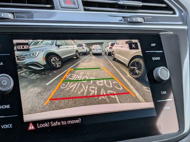 Certified 2024 Volkswagen Tiguan SE R-Line FWD image 22