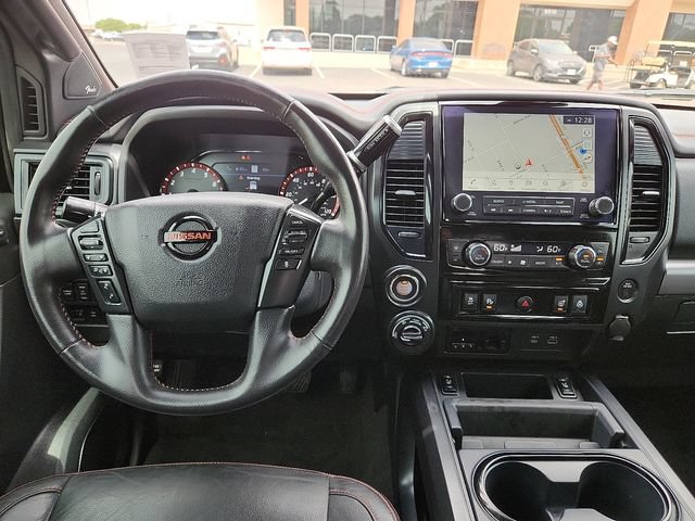 Used 2021 Nissan Titan PRO-4X w/ Pro-4x Convenience Package AWD/4WD image 10