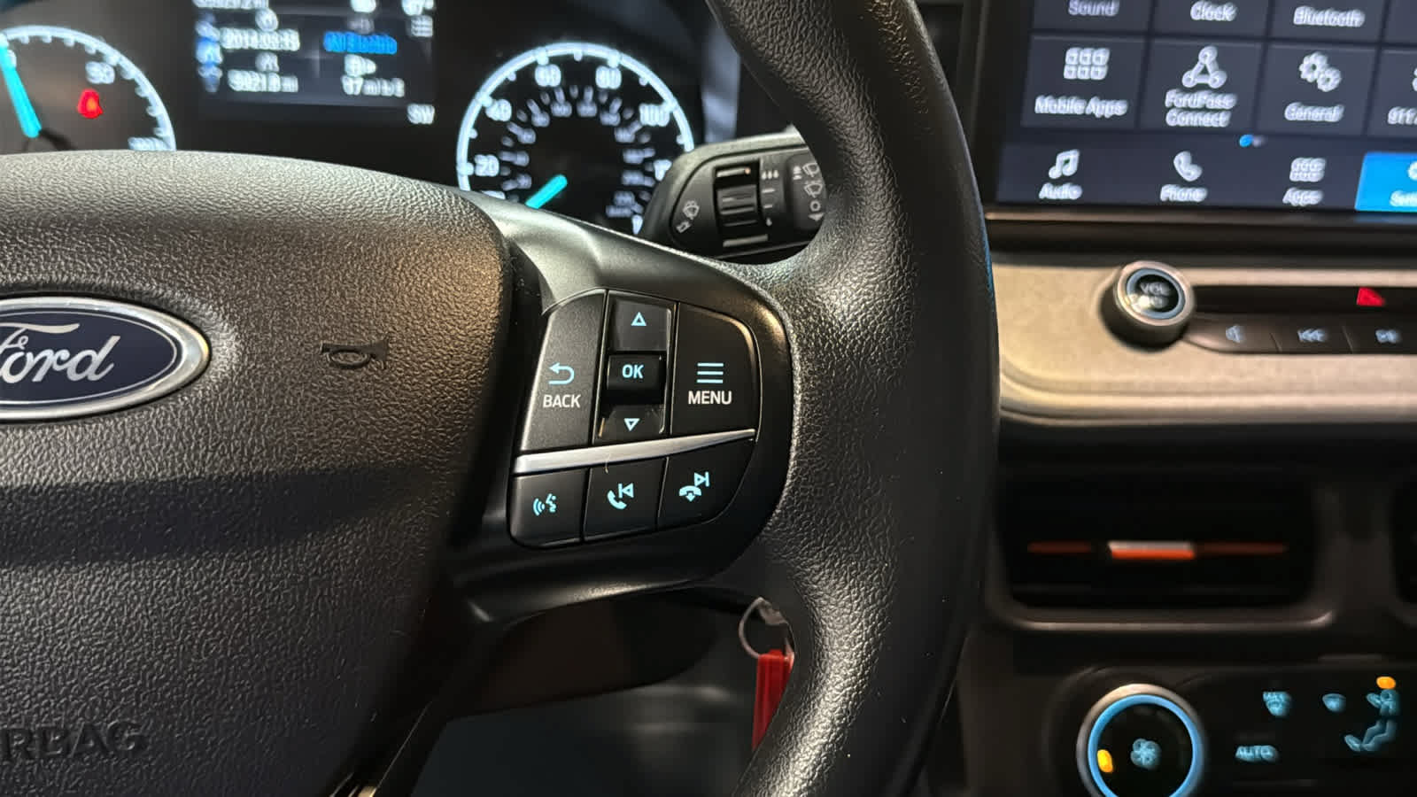 Used 2024 Ford Maverick XLT FWD image 13