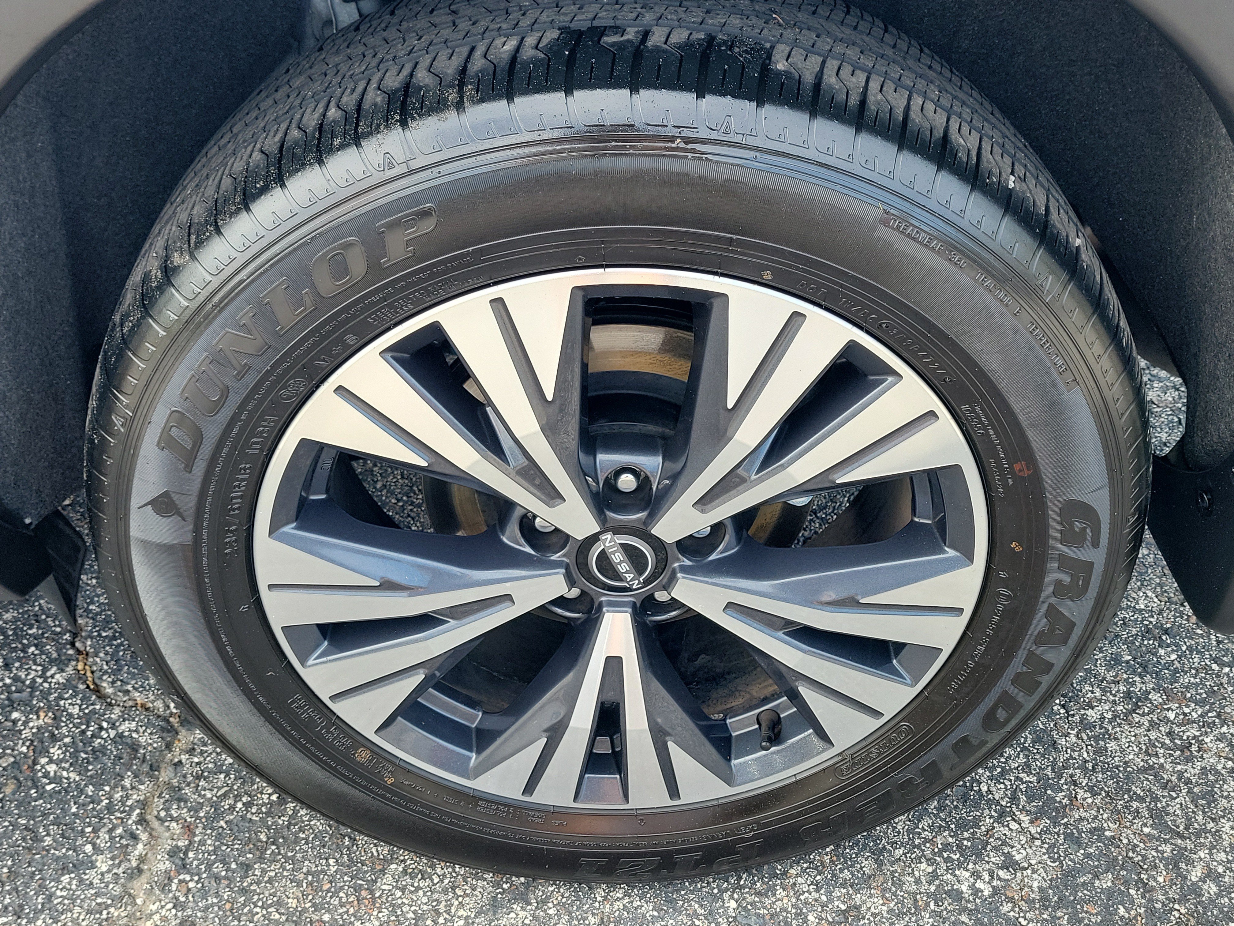 Certified 2023 Nissan Rogue SV FWD image 8