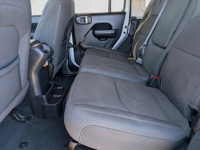 Used 2023 Jeep Wrangler Unlimited AWD/4WD image 18